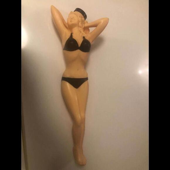 1957 Jayne Mansfield water bottle pin up girl beauty queen 22” in great shape - Picture 6 of 10